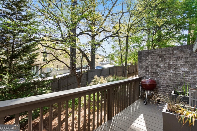 Building Photo - 2663 Rivers Edge Dr NE