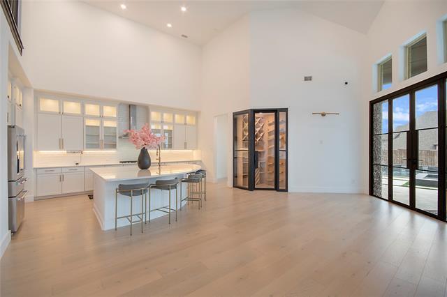 Building Photo - 1520 Chisholm Trail