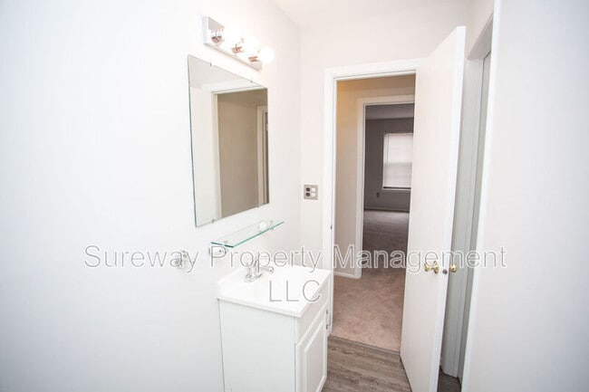Building Photo - 159A Birchfield Ct