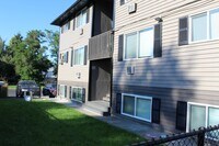 Building Photo - 2808 E Everett Ave