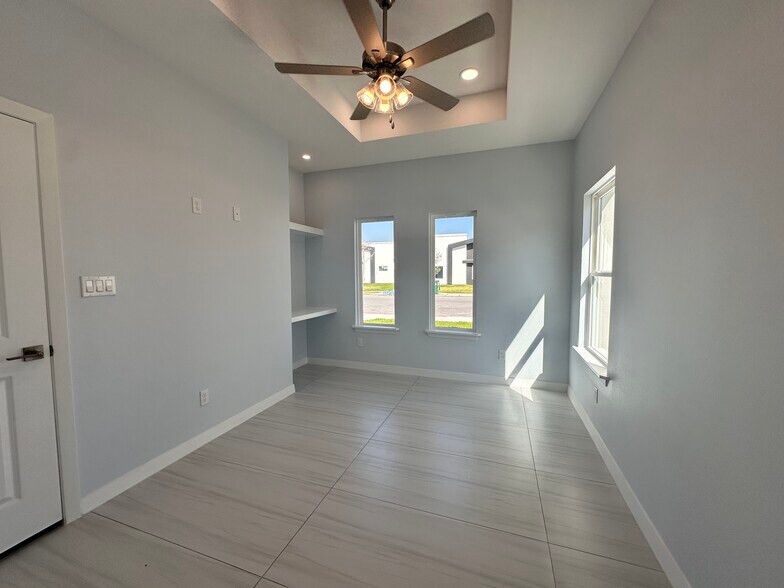 Master bedroom view and desk area - 11313 N 25th St