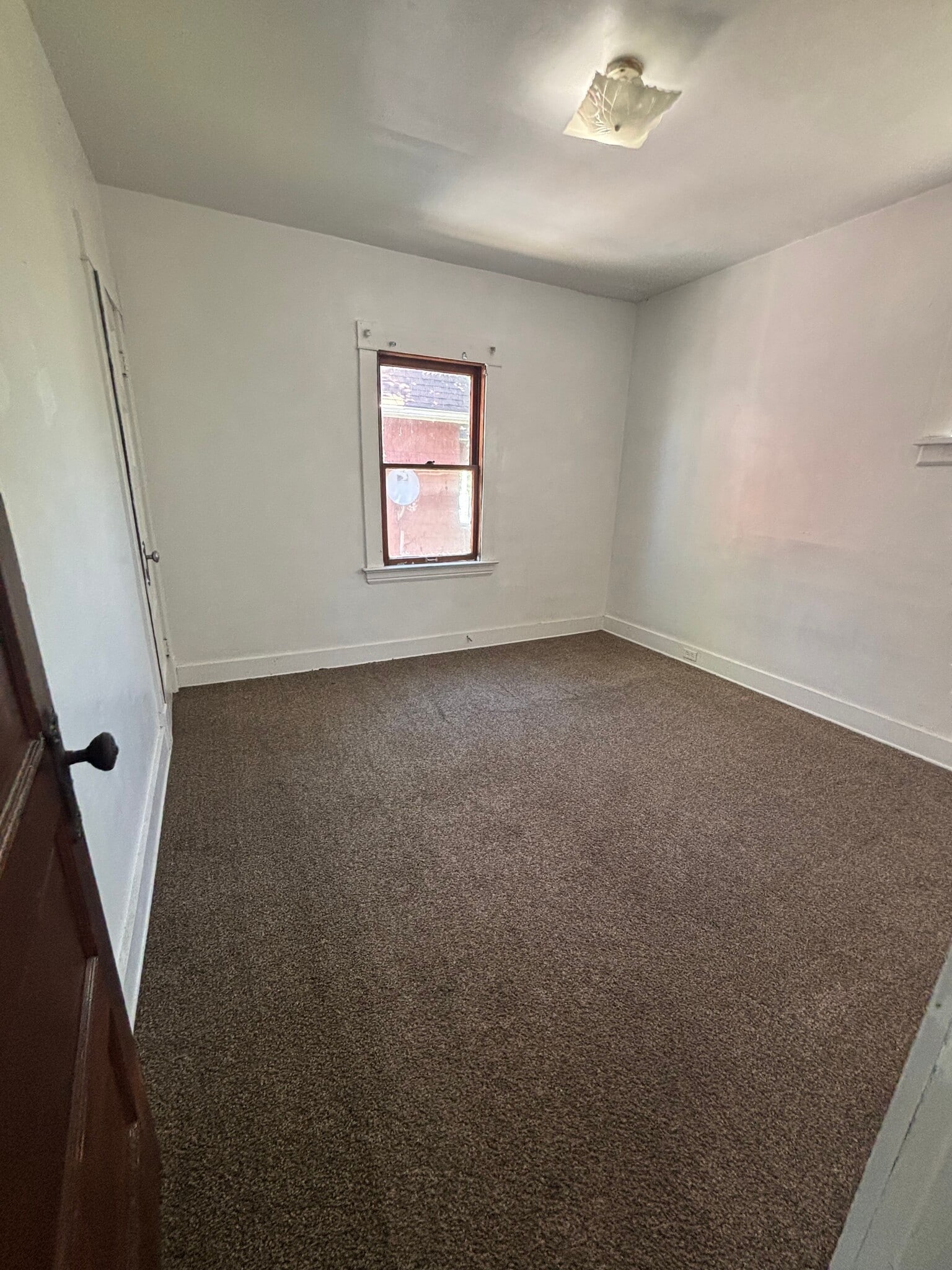 Building Photo - 497 E 127th St