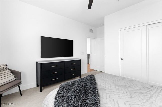 Building Photo - 4207 Orchard Run Ave