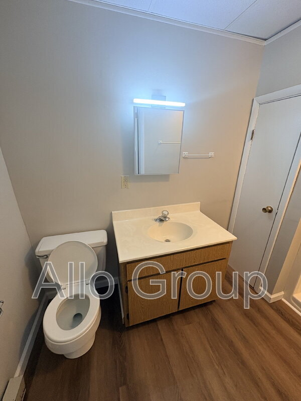 Building Photo - 608 West St