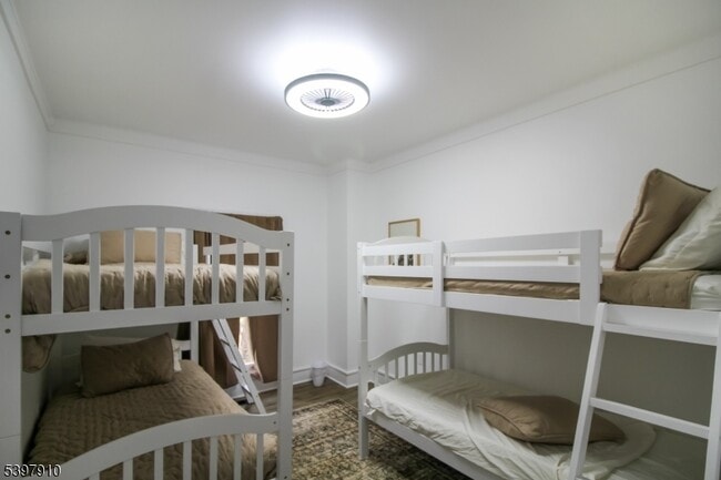 Building Photo - 405 Mt Hermon Rd