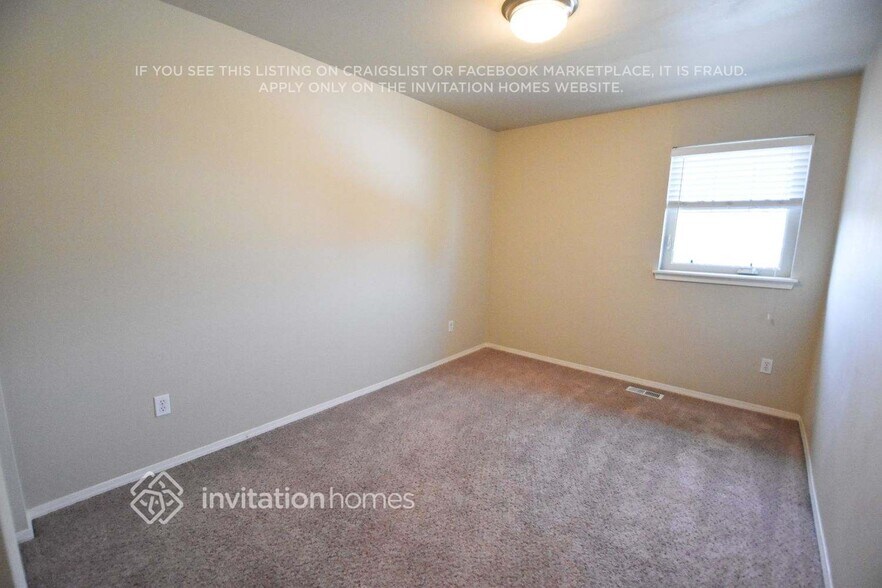 Building Photo - 15911 67th Ave Ct E