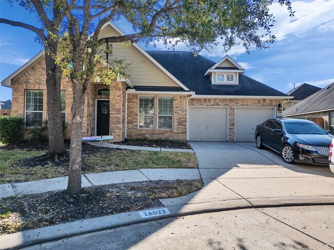 Primary Photo - 16022 Coco Shores Ct