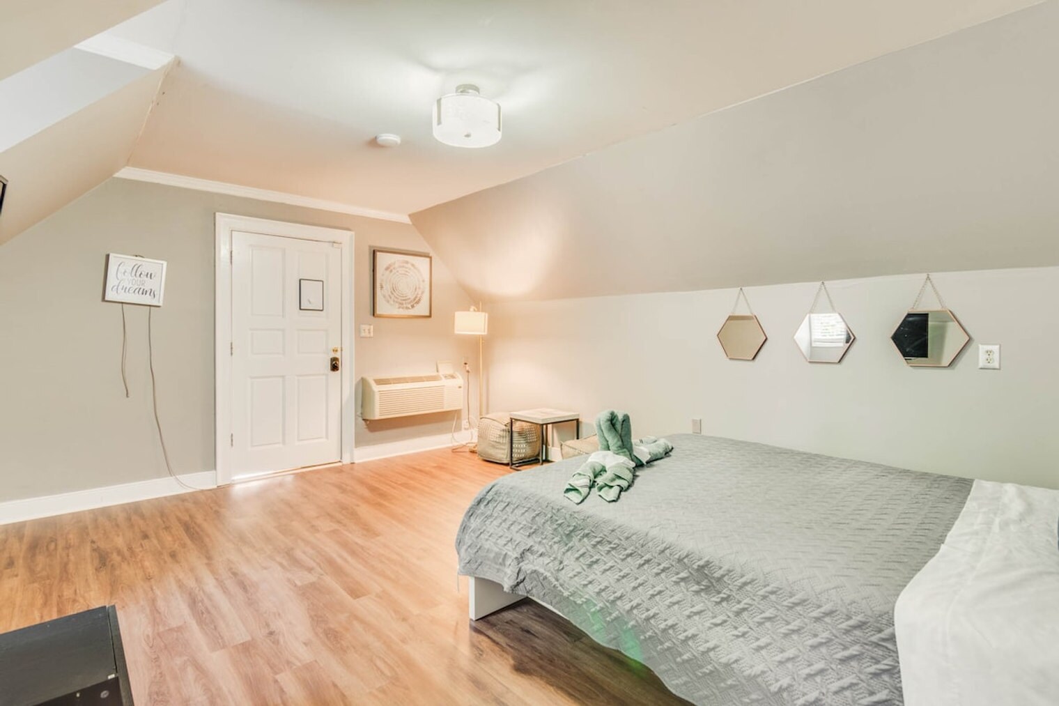 Building Photo - 2633 Brittany Ct SE