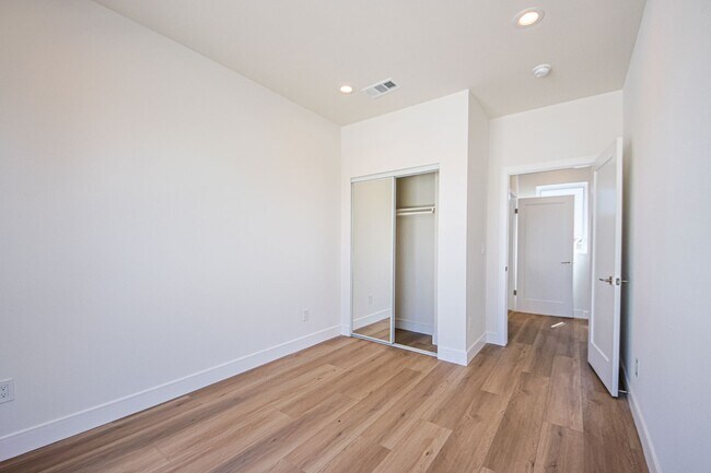 Building Photo - 2850 Virignia