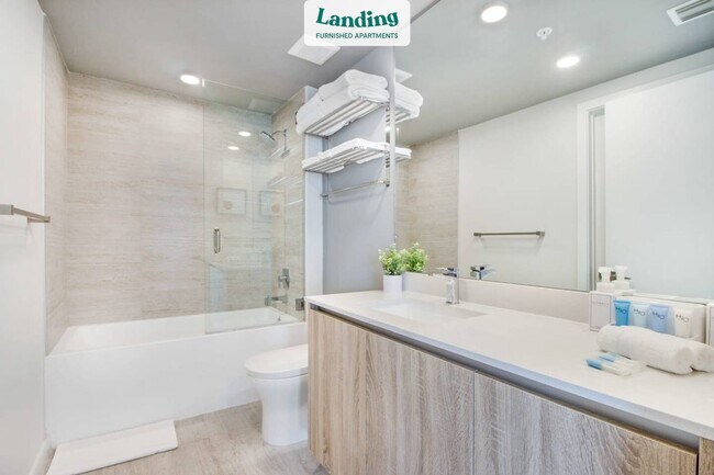 Building Photo - 3900 Biscayne Blvd