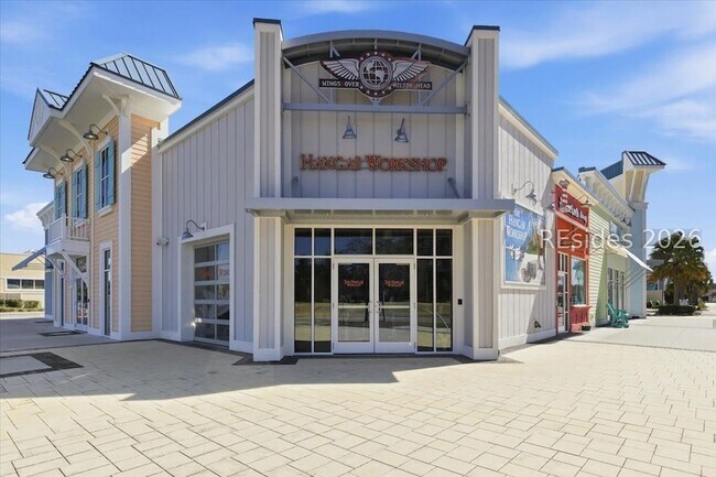 Building Photo - 247 Tropics Ave