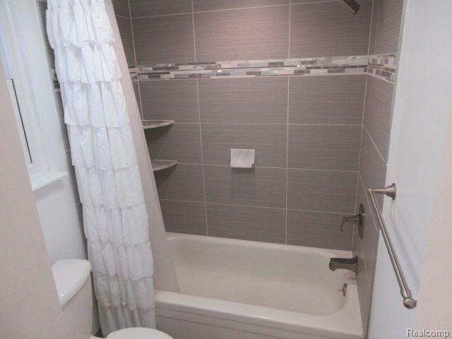 Building Photo - 19960 Hickory Leaf St