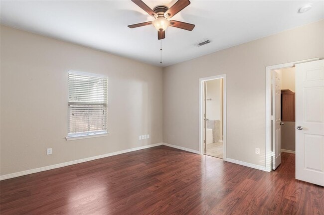 Building Photo - 10218 Berry Hill Ln