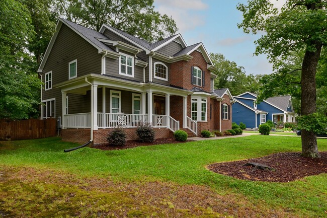 Building Photo - Stunning 4bd/3.5ba Home on Half-Acre Lot J...