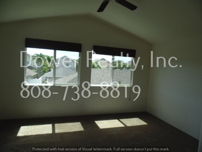 Building Photo - 4/3/2 at Ocean Pointe!