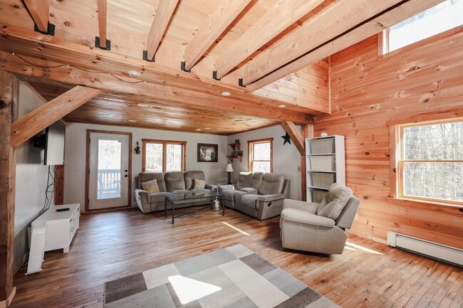 Building Photo - 40 Chemung Rd