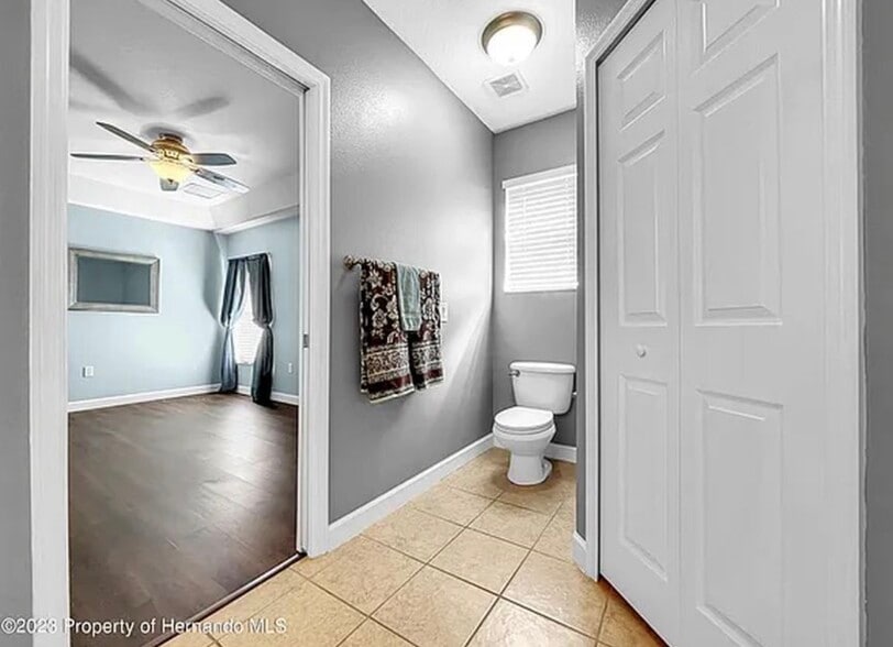 Building Photo - 9324 Southern Charm Cir