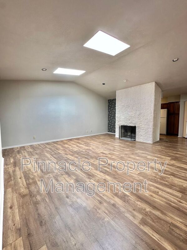 Building Photo - 3602 Gemini Dr