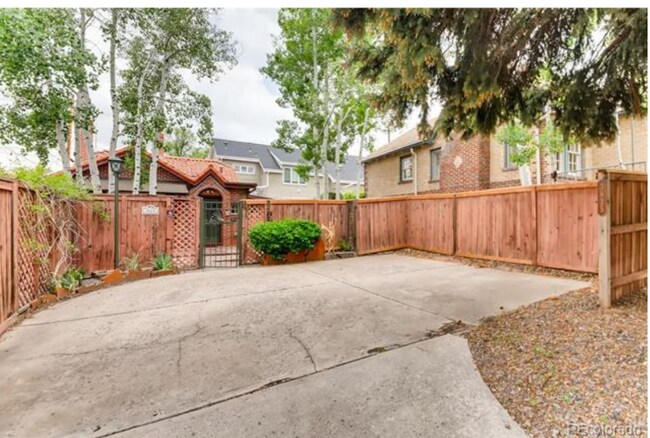 Building Photo - 3825 E 2nd Ave