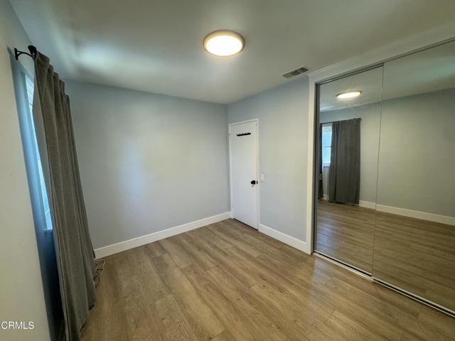 Building Photo - 1075 Chevron Ct