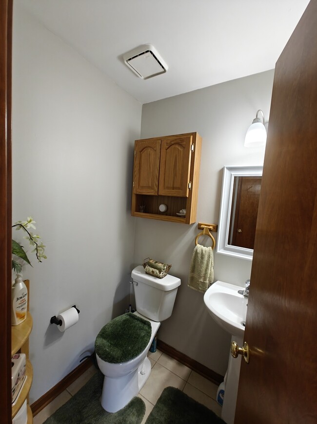 Building Photo - 3389 Ohara Terrace