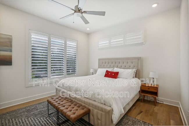 Building Photo - 520 Southgate Ave