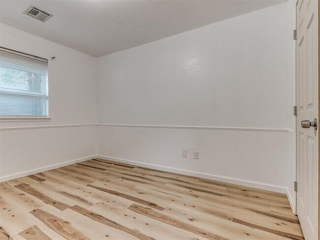 Building Photo - 225 NW 80th St