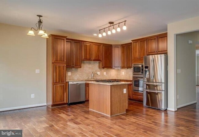 Building Photo - 20024 Northville Hills Terrace