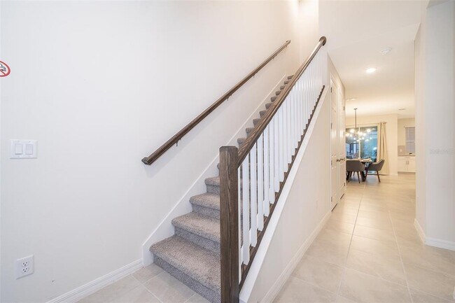 Building Photo - 1852 Tropical Palms Cir