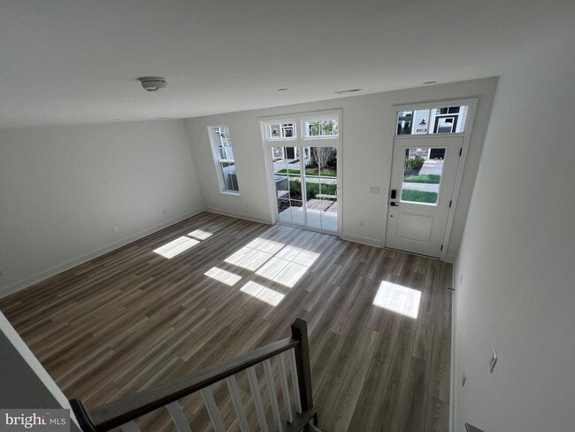 Building Photo - 10106 Donatello Dr