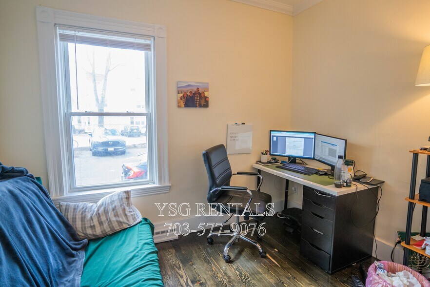 Building Photo - 53 Riverdale St