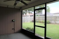 Building Photo - 11202 Mikris Dr N