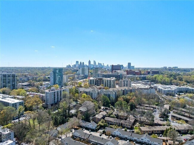 Building Photo - 115 Peachtree Memorial Dr NW