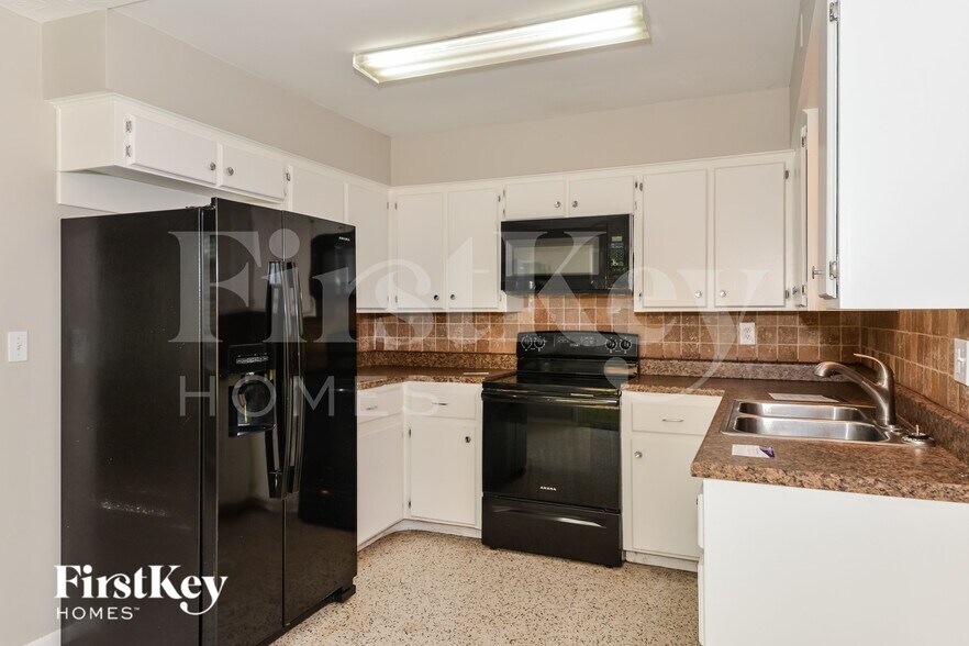 Building Photo - 4516 56th St W