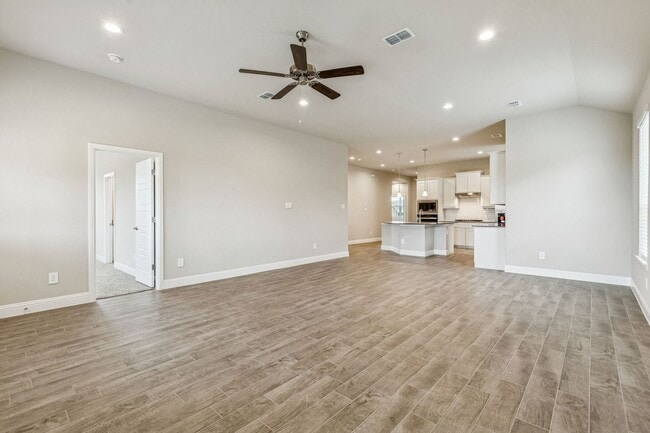 Building Photo - Bright, Brand-New Living in Denton’s Eagle Cree