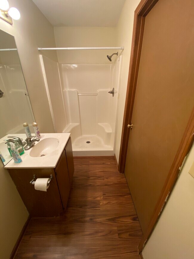 1st Floor Bathroom - 1549 Whitehall Blvd