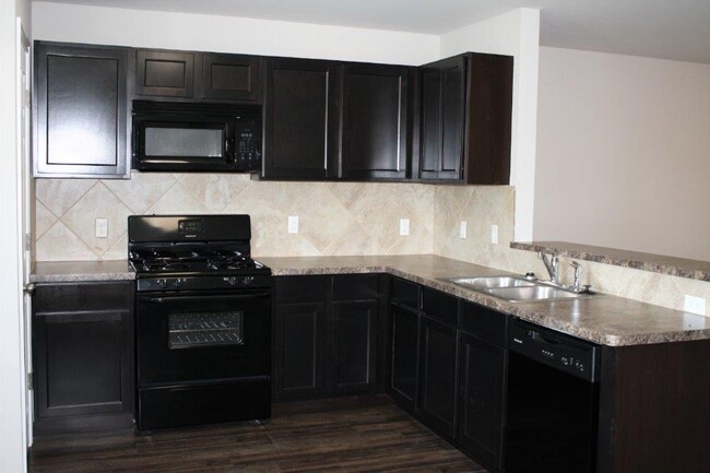 Building Photo - 13304 Beekman Dr