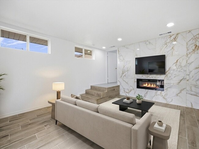 Building Photo - 10270 Kilkenny Pl