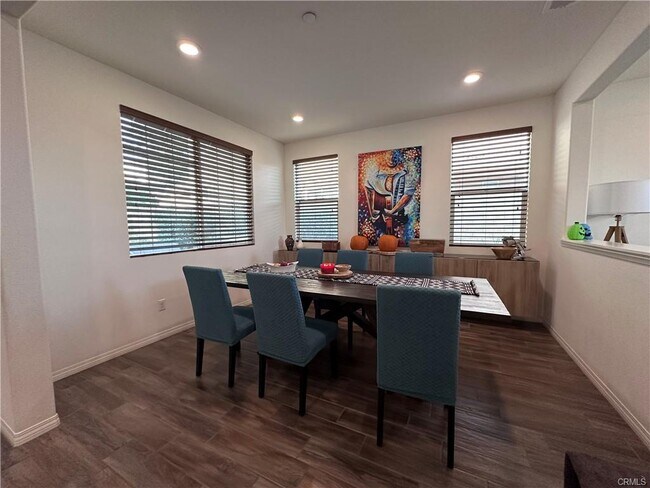 Building Photo - 28673 Parkside Dr