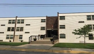 Building Photo - 2001 Washington St