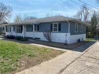 Building Photo - 704 E Culton St