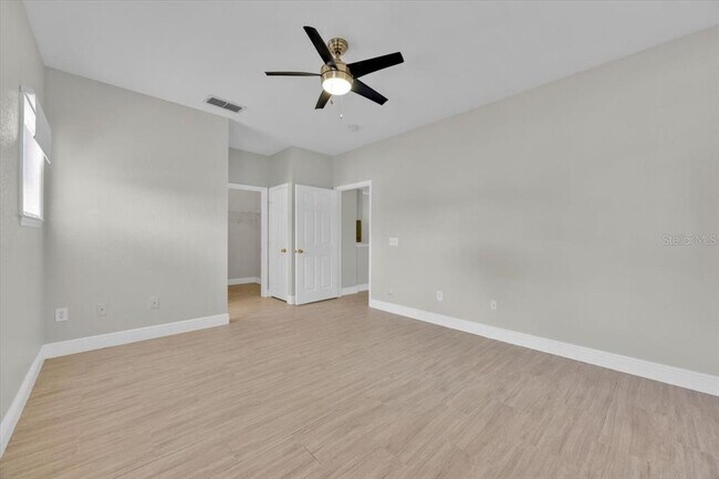 Building Photo - 3719 Conroy Rd