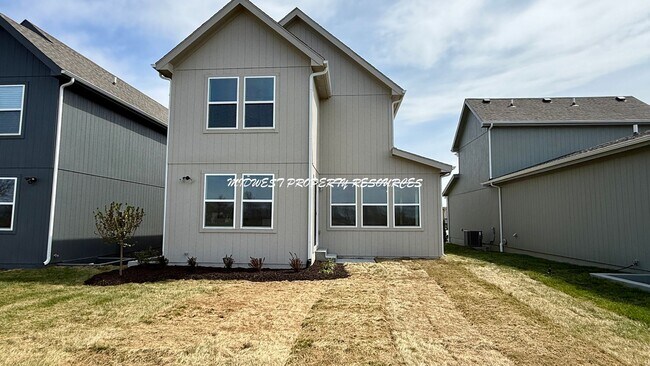 Building Photo - Brand-New 4 Bedroom Open w/Concept Living – Lee’s Summit Schools