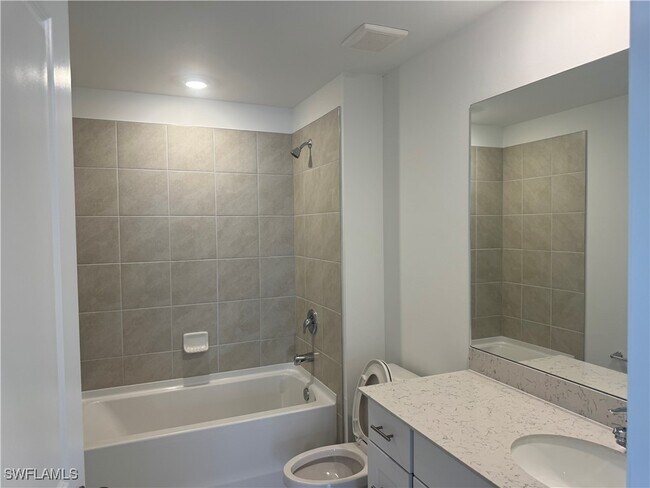 Building Photo - 17616 Paradiso Wy