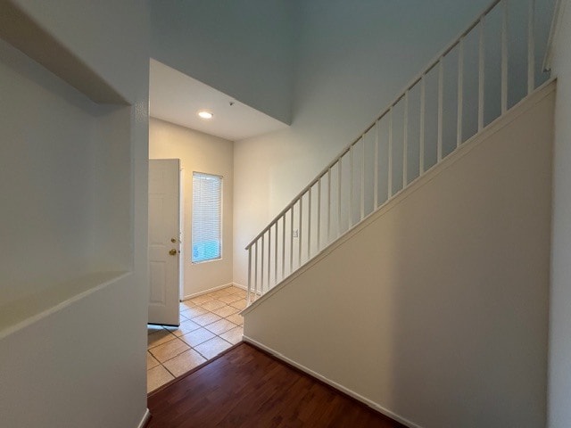 Building Photo - 440 Hart Dr