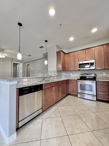 Building Photo - 11880 Adoncia Way