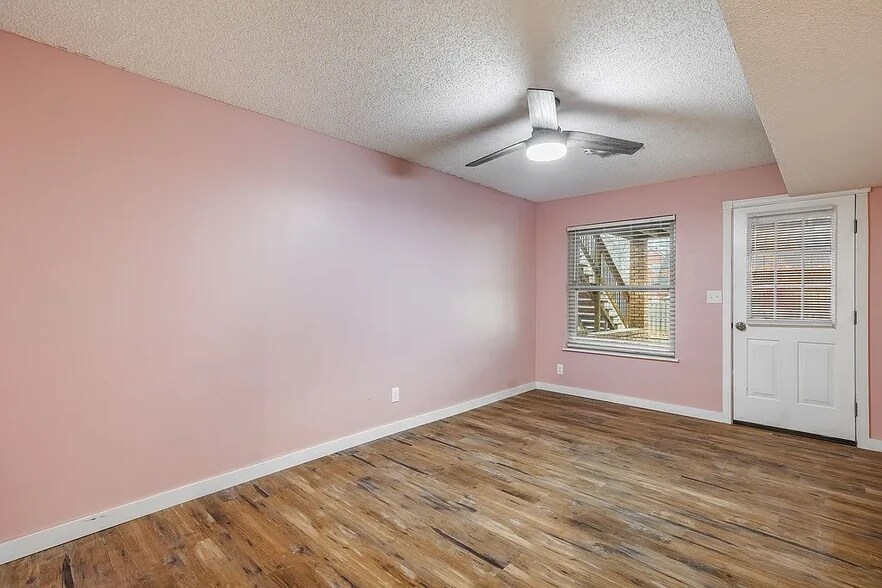 Building Photo - 129 San Jose Dr