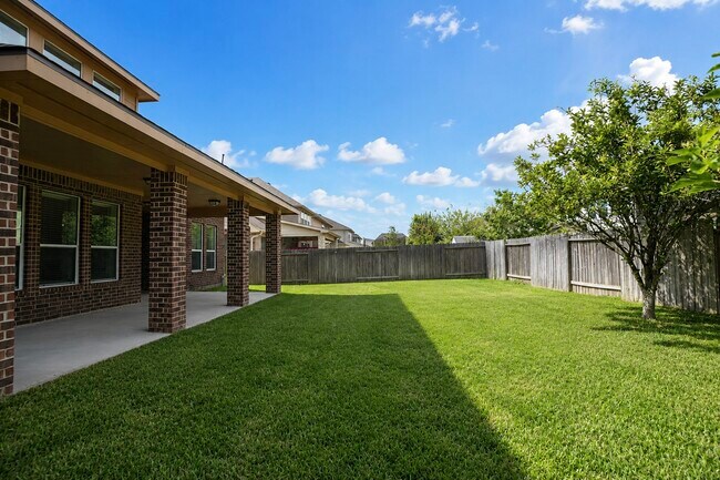 Building Photo - 3303 Belmont River Ln