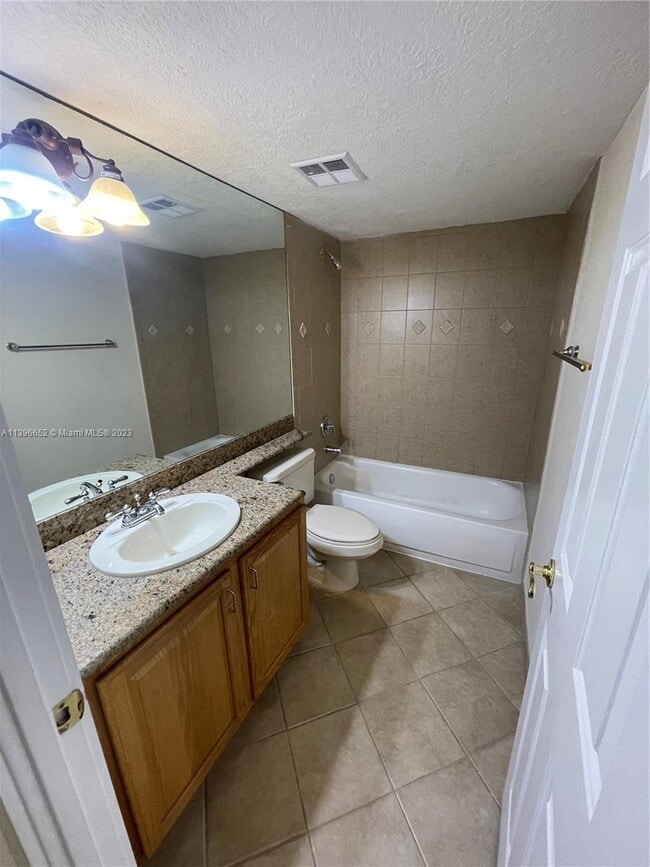 Building Photo - 1501 E Broward Blvd