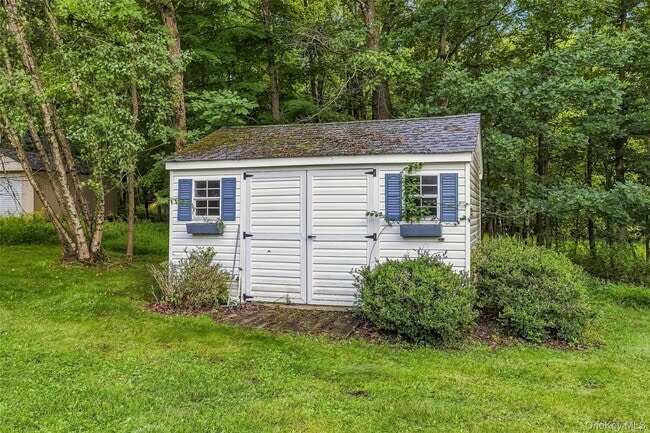 Building Photo - 35 Cunningham Dr
